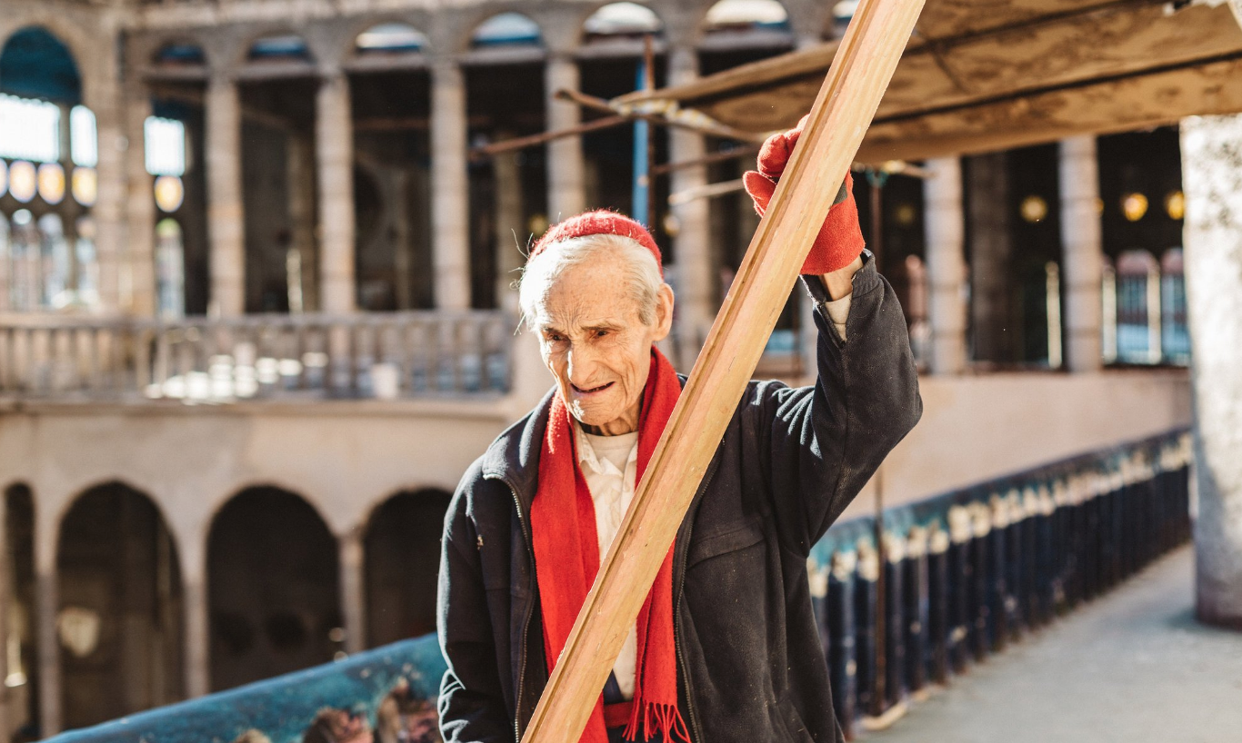 91 Years Young Justo Gallego Is Building A Cathedral of Faith, Brick By Brick