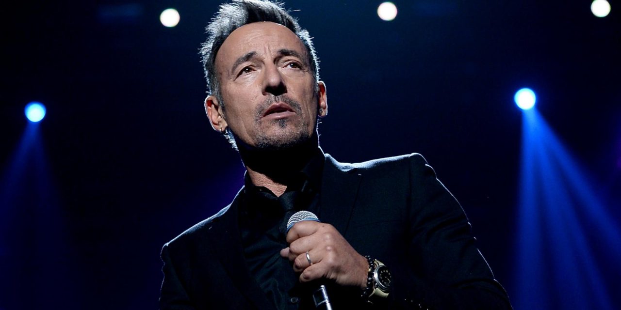 Bruce Springsteen Abandons Script to Address Border Crisis
