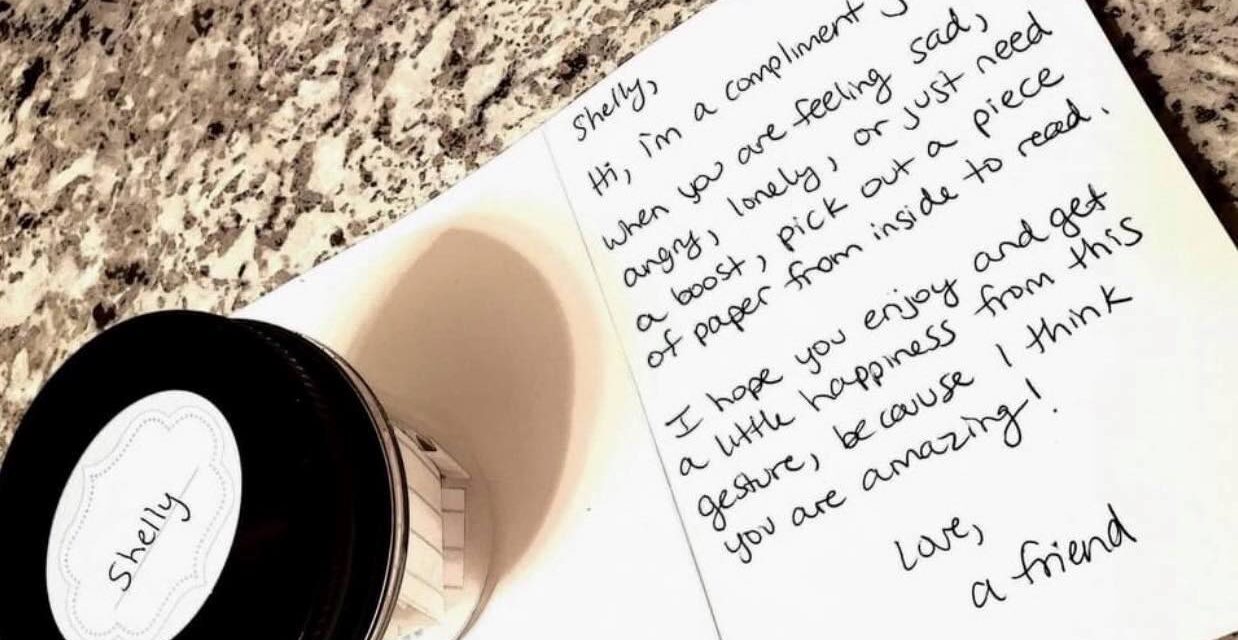 Woman Brightens Others’ Day With Compliment Jars