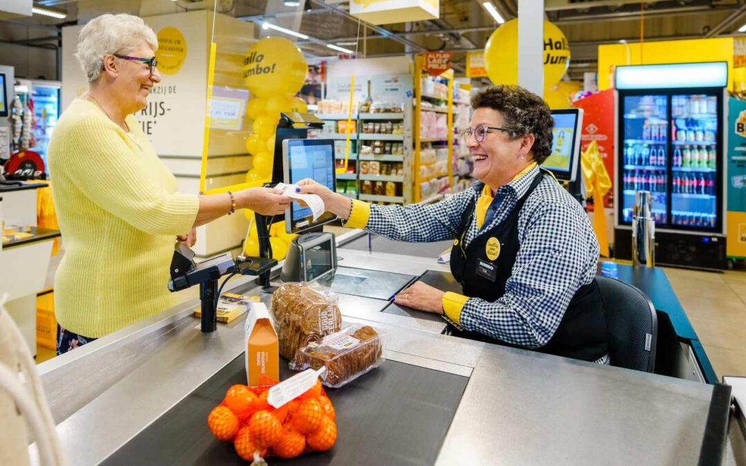 Dutch “Chat Checkout” Helps Fight Loneliness